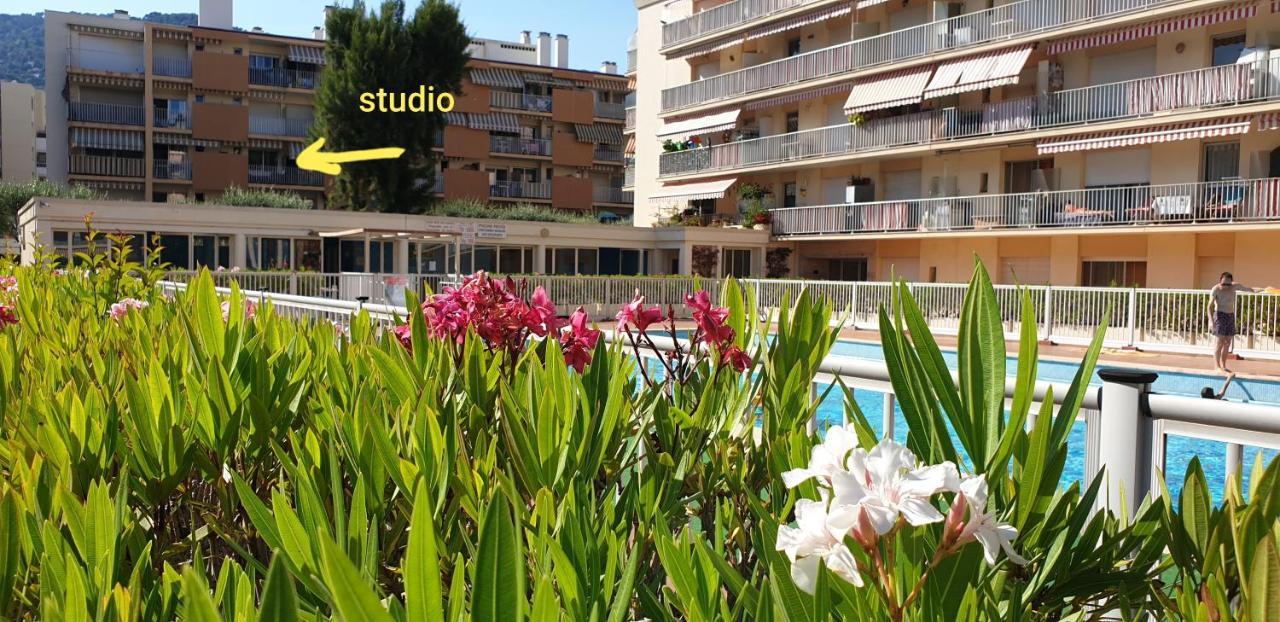 Les Caroubiers Apartment Roquebrune-Cap-Martin Ngoại thất bức ảnh